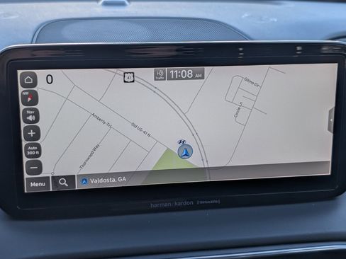 Used 2022 Hyundai Santa Fe Limited image 19