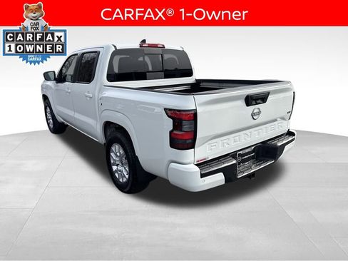Used 2024 Nissan Frontier SV w/ SV Convenience Package image 4
