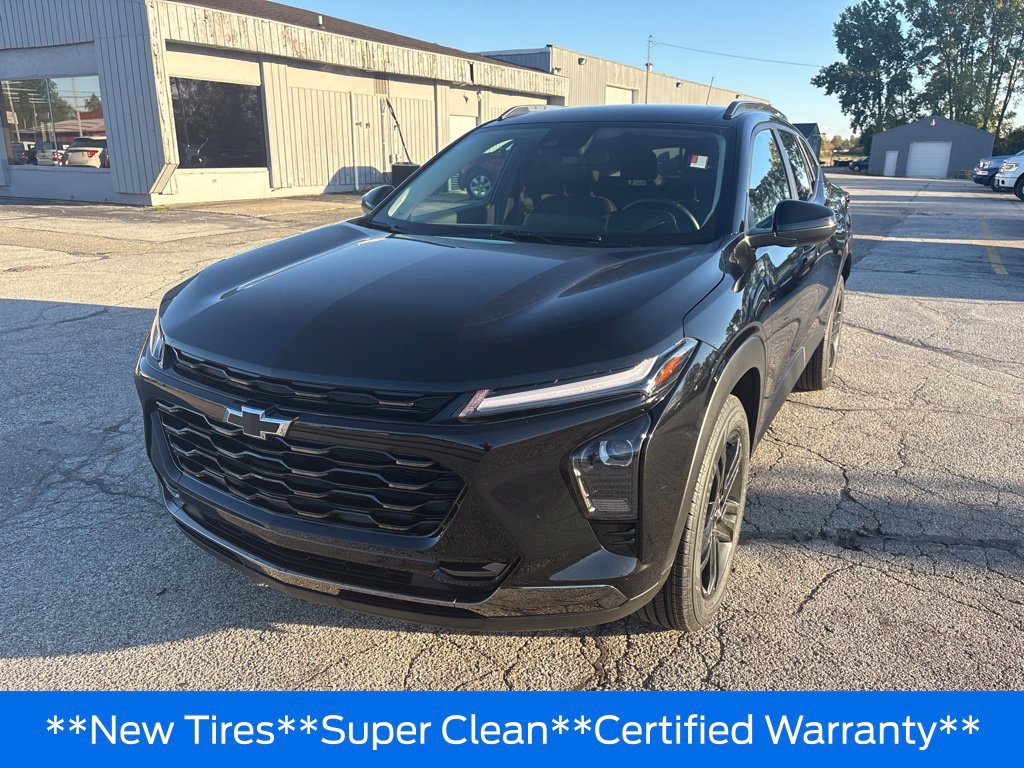 Used 2024 Chevrolet Trax ACTIV FWD image 3