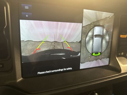 Used 2024 Ford Bronco Badlands image 26