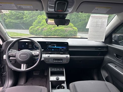Used 2024 Hyundai Kona SEL FWD image 24