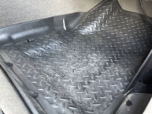 Used 2006 Jeep Wrangler Unlimited Rubicon image 46