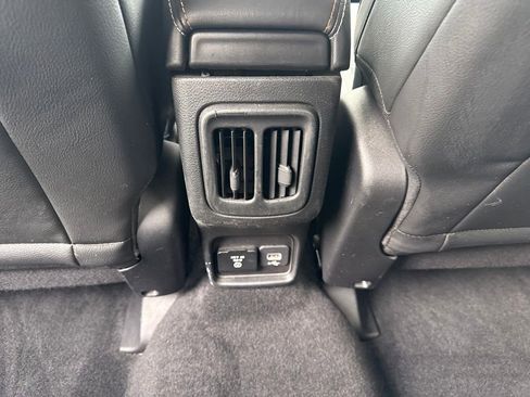 Used 2018 Jeep Compass Latitude w/ Popular Equipment Group AWD/4WD image 19