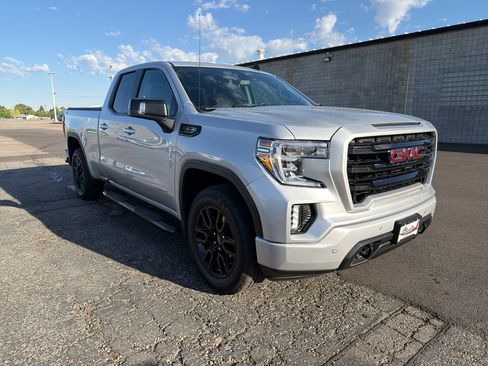 Used 2020 GMC Sierra 1500 Elevation w/ Elevation Value Package AWD/4WD image 4