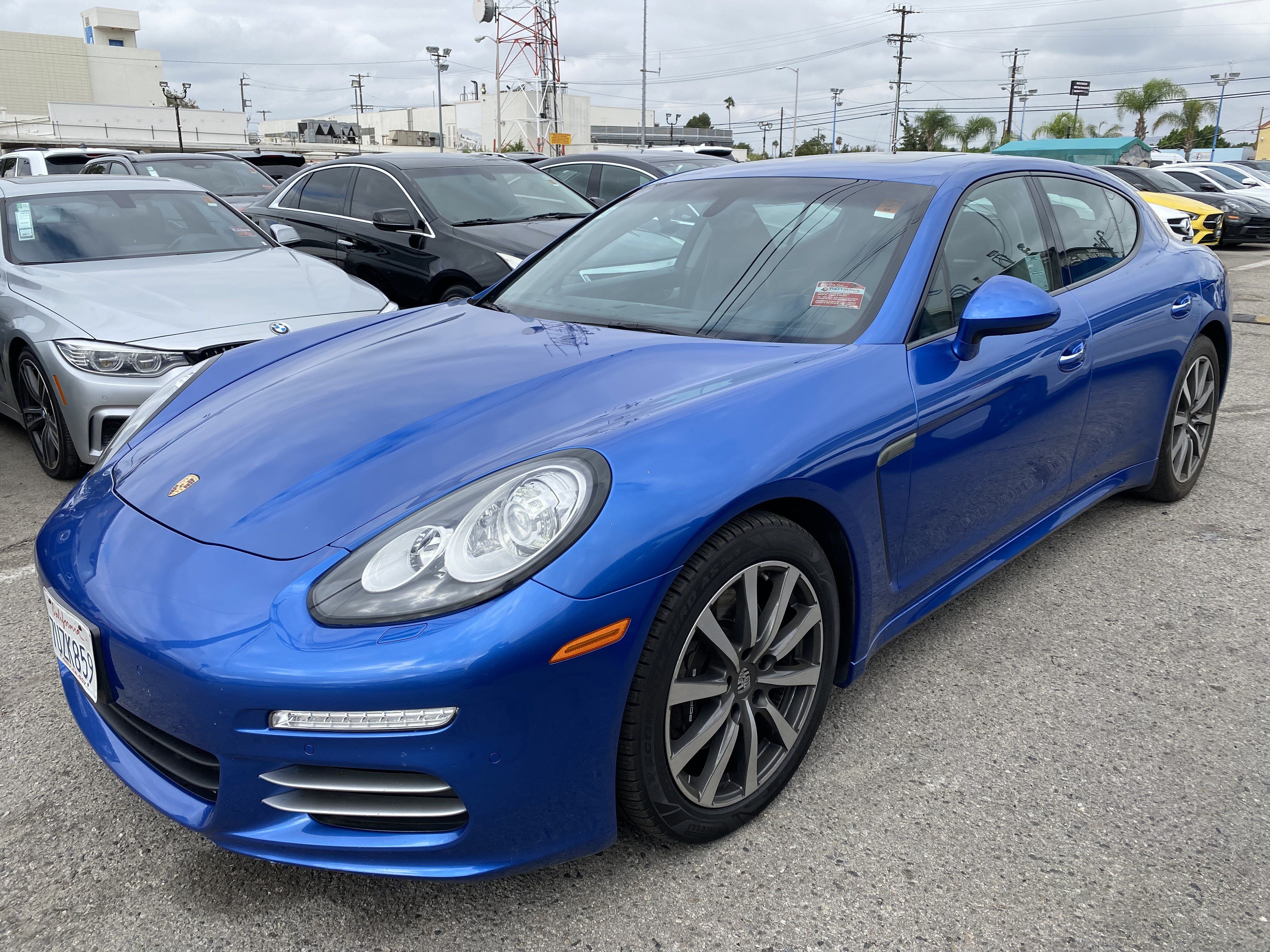 Used 2015 Porsche Panamera 4 AWD/4WD image 2