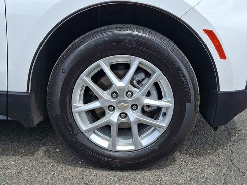 Used 2023 Chevrolet Equinox LT FWD image 8