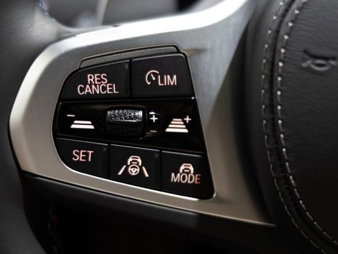 Used 2025 BMW M850i xDrive image 39