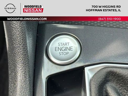 Used 2022 Volkswagen Tiguan SE image 36