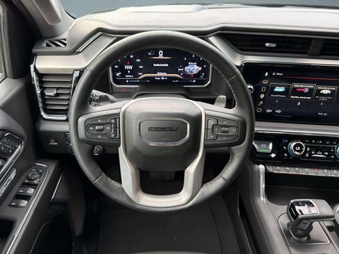 Used 2024 GMC Sierra 1500 Denali w/ Denali Reserve Package AWD/4WD image 28