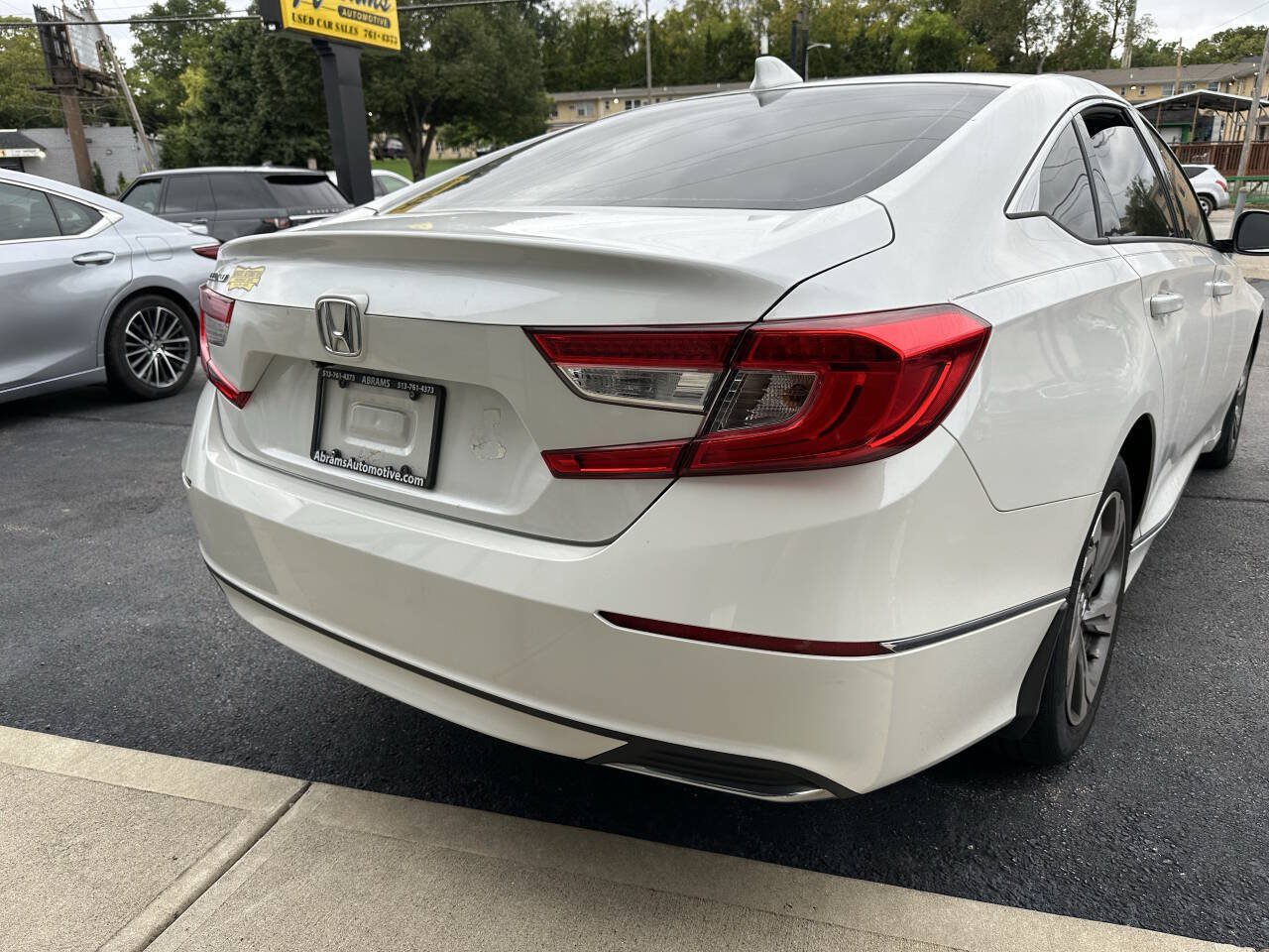 Used 2018 Honda Accord EX-L image 7