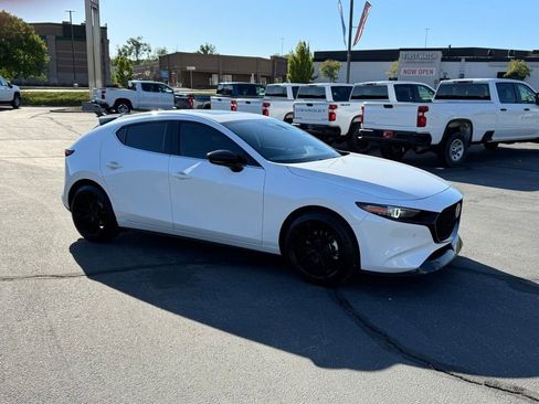 Used 2024 MAZDA MAZDA3 Hatchback w/Premium Plus Pkg AWD/4WD image 5