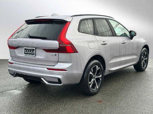 New 2026 Volvo XC60 B5 Core w/ Climate Package image 3