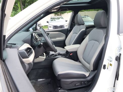Certified 2026 Subaru Forester Premium AWD/4WD image 9