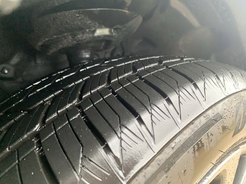 Used 2026 Lexus RX 450h AWD w/ Convenience Package image 12