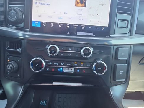 Used 2024 Ford F150 Lariat w/ Equipment Group 502A High AWD/4WD image 39