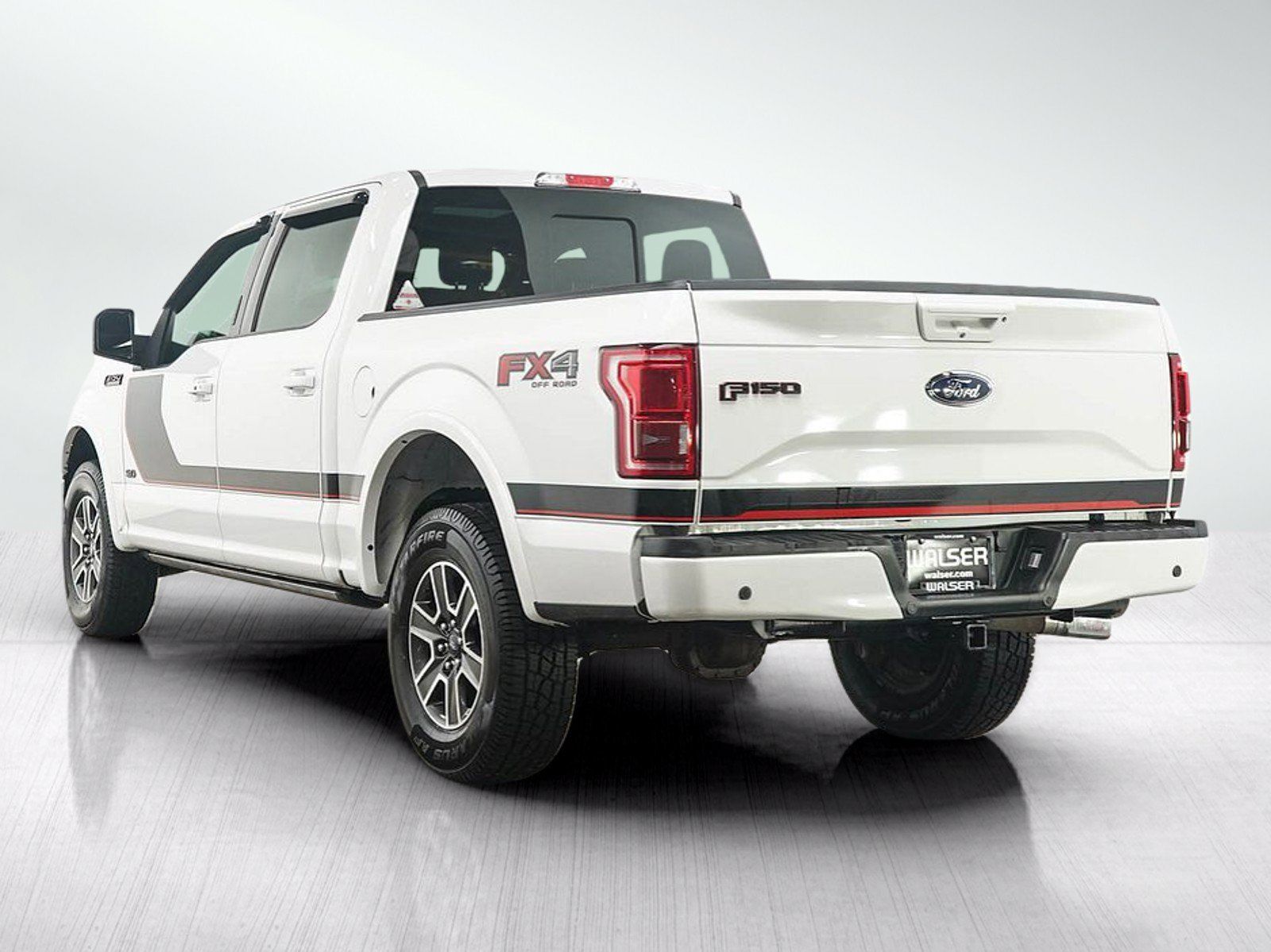 Used 2017 Ford F150 Lariat w/ Equipment Group 502A Luxury AWD/4WD image 4