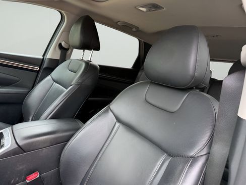 Used 2023 Hyundai Tucson SEL w/ Convenience Package image 9