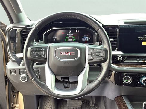Used 2023 GMC Sierra 1500 Elevation image 28
