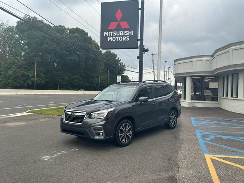 Used 2021 Subaru Forester Limited AWD/4WD image 1