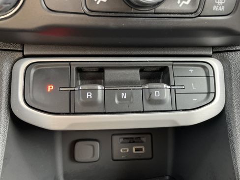 Certified 2023 GMC Acadia SLT w/ Elevation Edition image 15