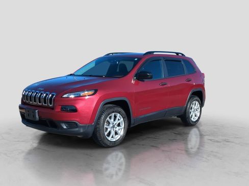 Used 2016 Jeep Cherokee Sport w/ Cold Weather Group AWD/4WD image 4