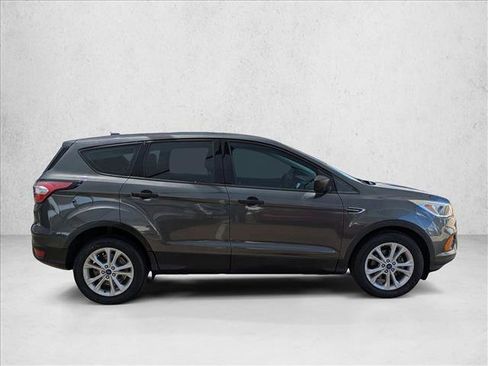 Used 2017 Ford Escape S FWD image 4