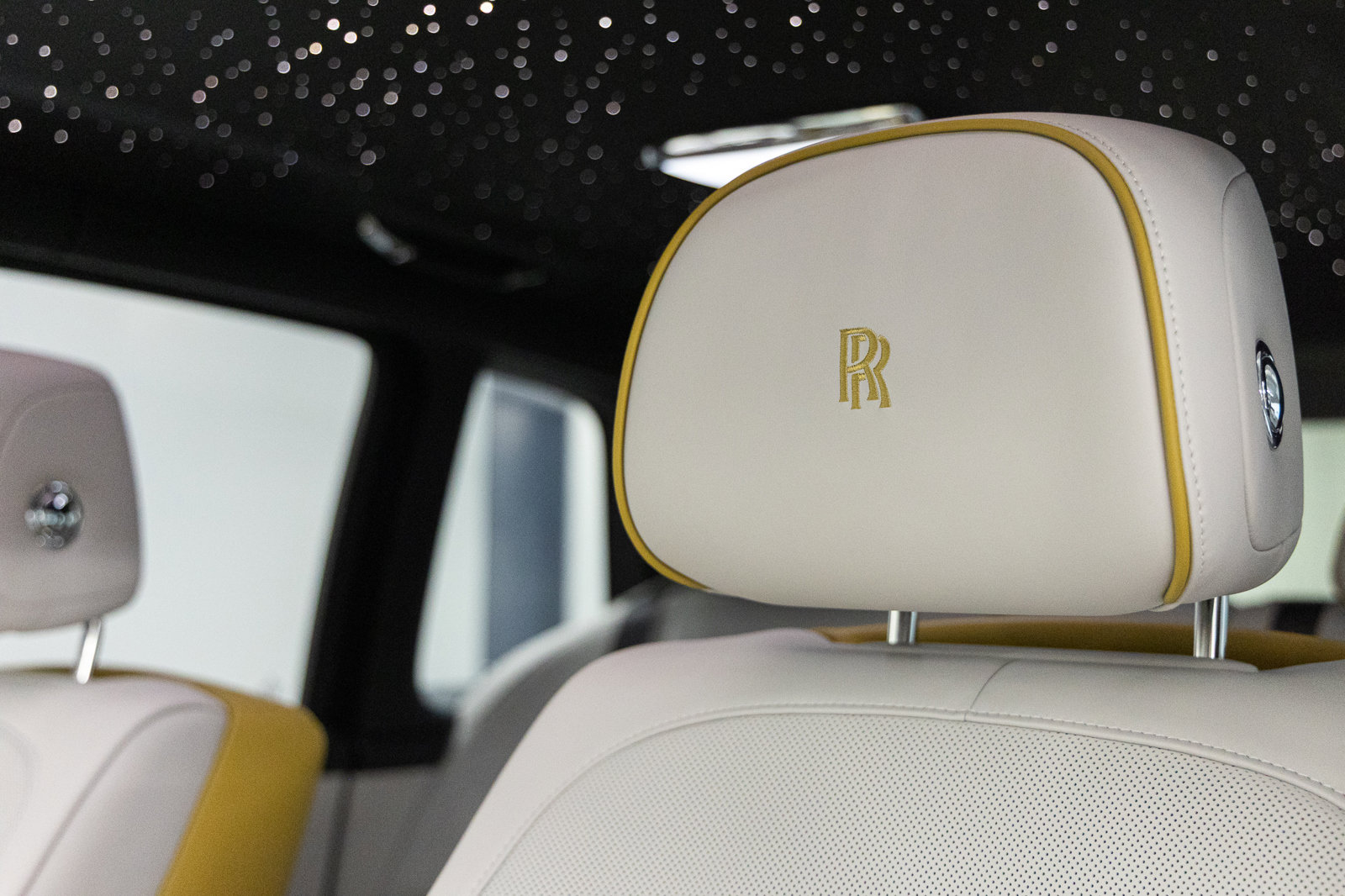 New 2026 Rolls-Royce Cullinan AWD/4WD image 49
