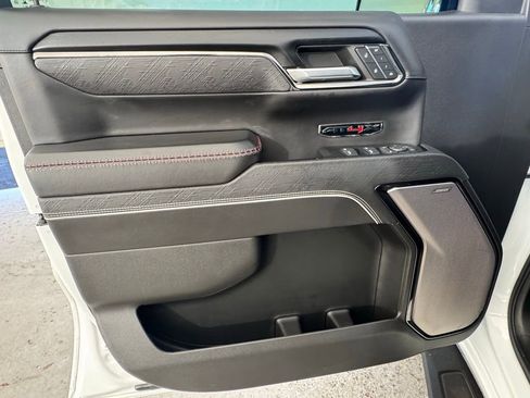 Used 2024 GMC Sierra 1500 AT4X image 28
