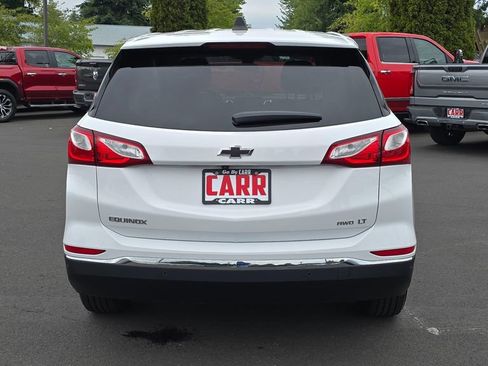 Used 2020 Chevrolet Equinox LT w/ Driver Convenience Package AWD/4WD image 4