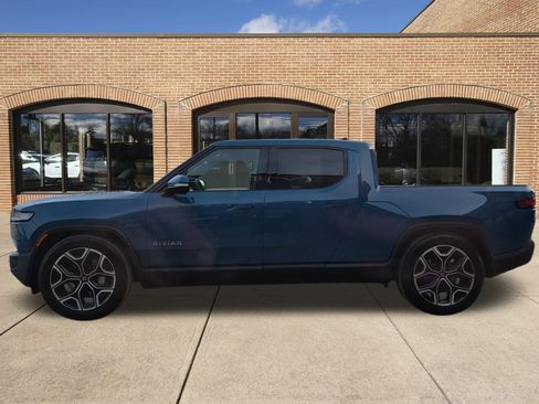 Used 2023 Rivian R1T Adventure image 7