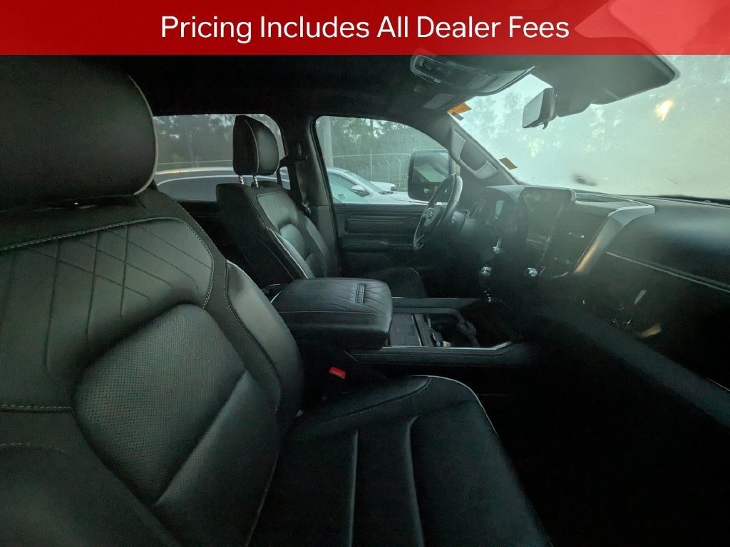 Used 2025 RAM 1500 Limited AWD/4WD image 9