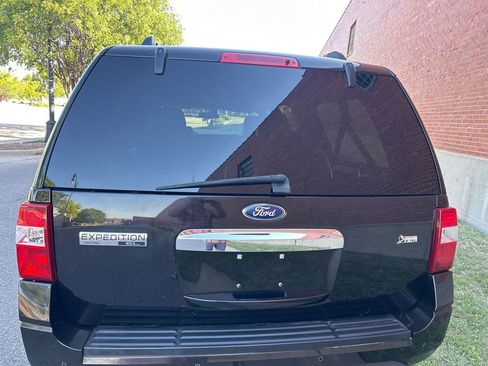Used 2014 Ford Expedition EL Limited w/ Equipment Group 301A AWD/4WD image 3