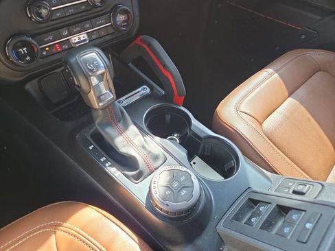 Used 2024 Ford Bronco Heritage Edition image 17