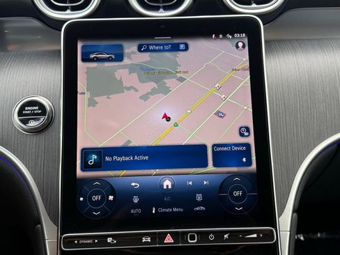 Used 2025 Mercedes-Benz GLC 300 4MATIC image 30