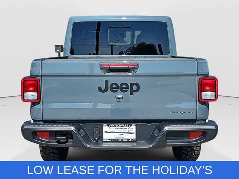 New 2025 Jeep Gladiator Willys image 4