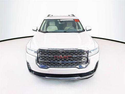 Used 2021 GMC Acadia Denali w/ Denali Ultimate Package AWD/4WD image 13