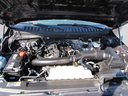 Used 2024 Ford Expedition Max Limited image 6