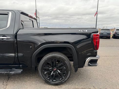 Used 2020 GMC Sierra 1500 SLT w/ SLT Convenience Package AWD/4WD image 9