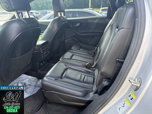 Used 2019 Audi Q7 3.0T Premium Plus w/ Premium Plus Package AWD/4WD image 11