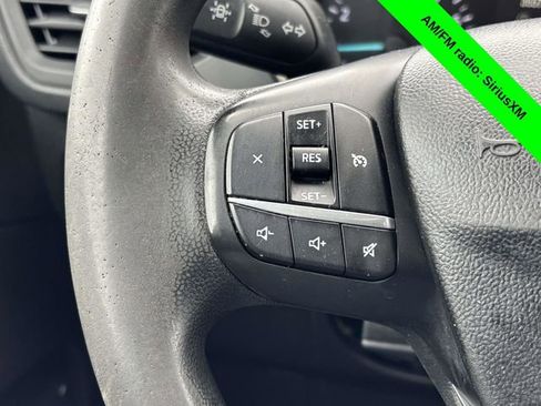 Used 2020 Ford Escape SE image 12