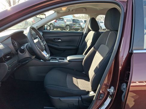 Used 2024 Nissan Sentra SV image 13