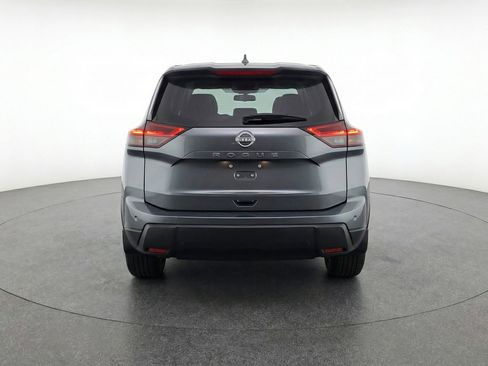 Used 2025 Nissan Rogue SV image 7