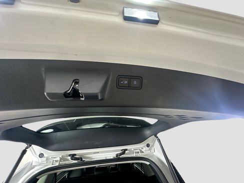 Used 2025 Hyundai Santa Fe SEL AWD/4WD image 29