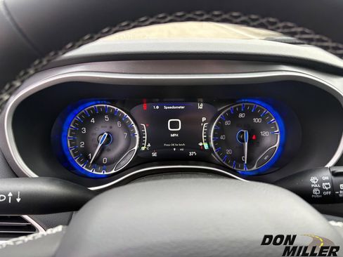 New 2026 Chrysler Voyager LX image 14