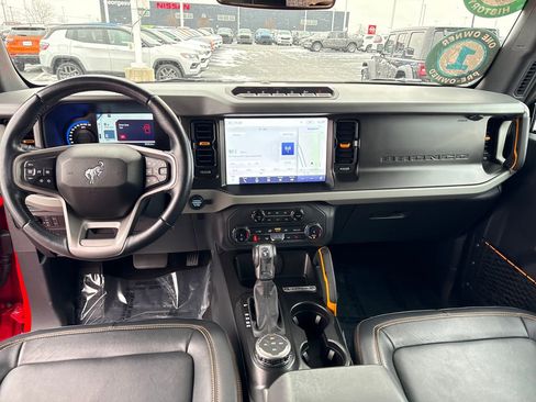 Used 2022 Ford Bronco Badlands image 15