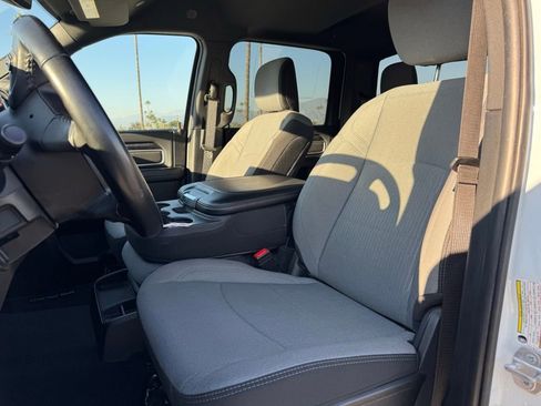 Used 2024 RAM 3500 Big Horn image 5