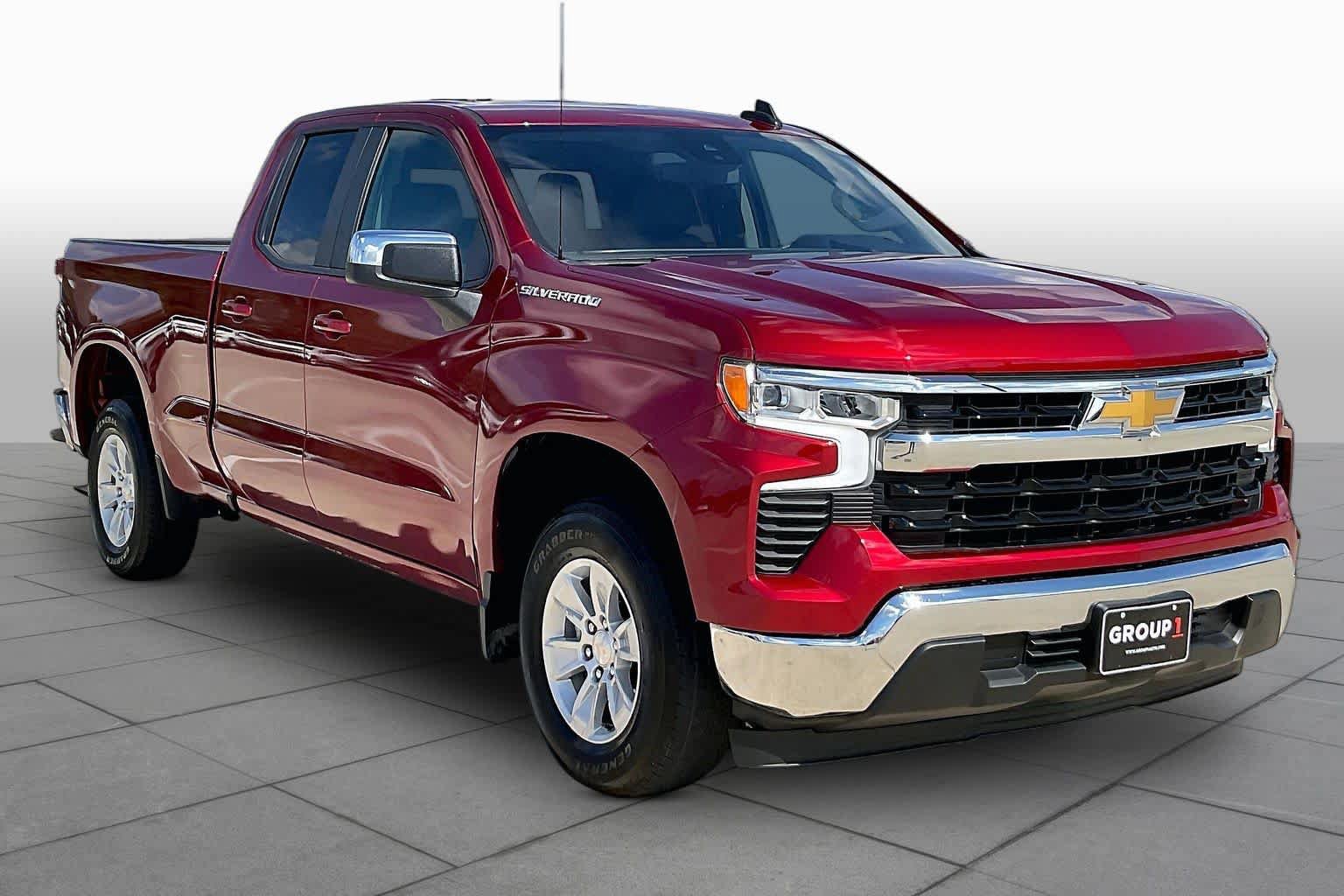 Certified 2023 Chevrolet Silverado 1500 LT w/ Convenience Package II RWD image 3