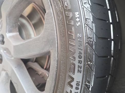 Used 2017 Land Rover Discovery HSE Luxury AWD/4WD image 24