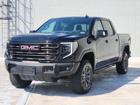 Used 2025 GMC Sierra 1500 AT4X AWD/4WD image 4