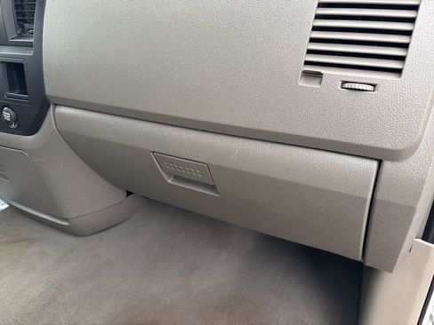 Used 2008 Dodge Ram 1500 Truck ST image 20